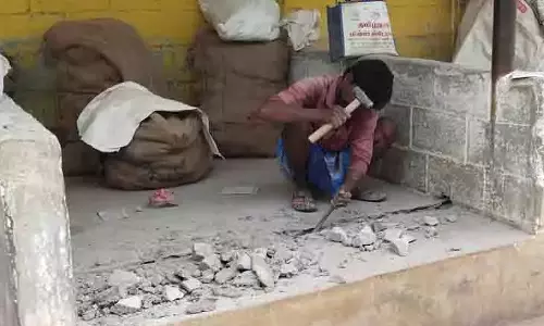 கரூர் உழவர் சந்தையில் ரூ.48 லட்சத்தில் பராமரிப்பு பணிகள்