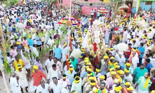 புரவி எடுப்பு திருவிழா