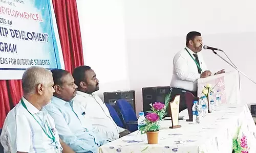 மருதகுளம் நெல்லை பொறியியல் கல்லூரியில் தொழில் முனைவோர் கருத்தரங்கு