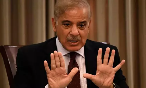 வன்முறையில் ஈடுபட்ட இம்ரான் கான் ஆதரவாளர்களை கைது செய்ய உத்தரவு- பாகிஸ்தான் பிரதமர் அதிரடி