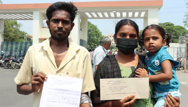 கிட்னி பாதித்த கணவருக்கு மாற்று கிட்னி கேட்டு மனைவி மனு கிட்னி பாதித்த கணவருக்கு மாற்று கிட்னி கேட்டு மனைவி மனு