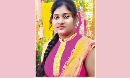 சுற்றுலா சென்ற இடத்தில் பரிதாபம்- மரக்கிளை முறிந்து விழுந்து சென்னை மாணவி பலி