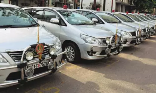 அ-ஜி எழுத்துக்களை பயன்படுத்தக்கூடாது- விதிகளை மீறும் அரசு வாகனங்களுக்கும் அபராதம்