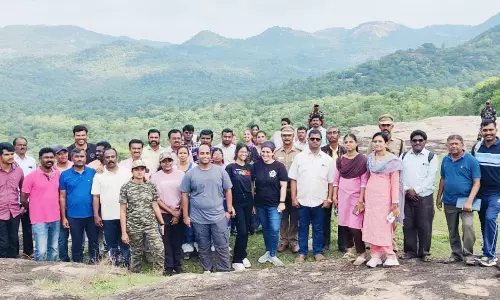 காணத்தக்க கிருஷ்ணகிரி திட்டத்தில் மெட்ரை அருவியில் மரபு நடைபயணம்