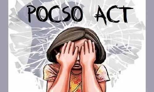பள்ளி வகுப்பறையில் மாணவிகளுக்கு பாலியல் தொல்லை கொடுத்த 5 ஆசிரியர்கள் கைது
