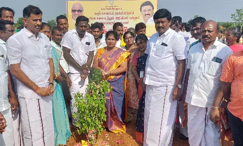 அரசு கல்லூரிக்கு புதிய கட்டிடம்