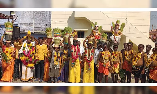 தெற்கு மயிலோடை கிராமத்தில் விஜயலட்சுமி கோவில் கொடை விழா முளைப்பாரி ஊர்வலம்