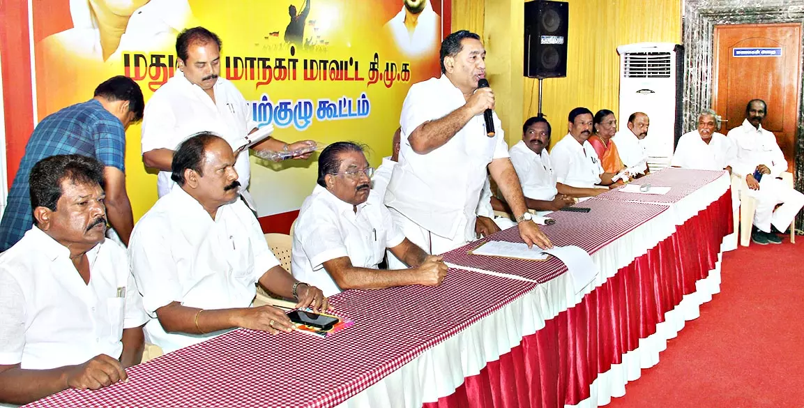 கருணாநிதி நூற்றாண்டு விழாவை சிறப்பாக கொண்டாட வேண்டும்-தளபதி எம்.எல்.ஏ.