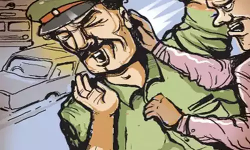 போலீசுக்கு கொலை மிரட்டல் விடுத்த 5 பேர் கைது