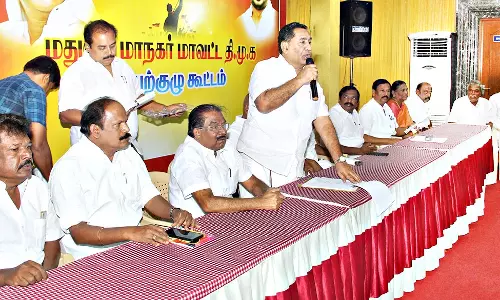 கருணாநிதி நூற்றாண்டு விழாவை சிறப்பாக கொண்டாட வேண்டும்-தளபதி எம்.எல்.ஏ.