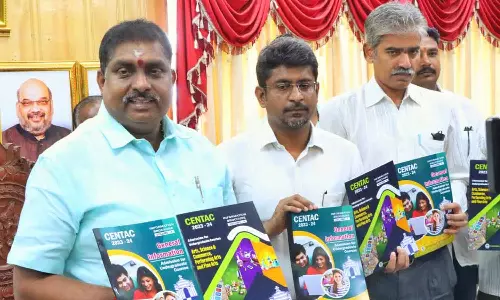 புதுவையில் கள்ளச்சாராயம் கிடையாது