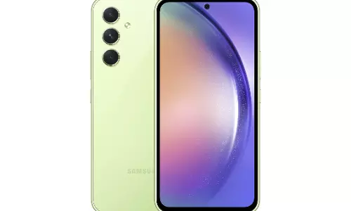 விரைவில் இந்தியா வரும் சாம்சங் ஸ்மார்ட்போன் - இணையத்தில் லீக் ஆன விலை விவரங்கள்!