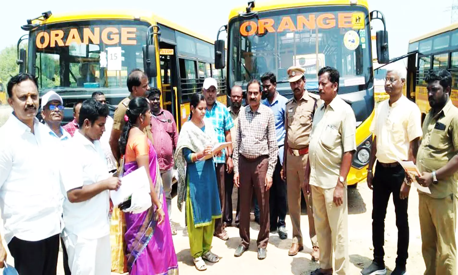 தனியார் பள்ளி பஸ்கள் ஆய்வு தனியார் பள்ளி பஸ்கள் ஆய்வு