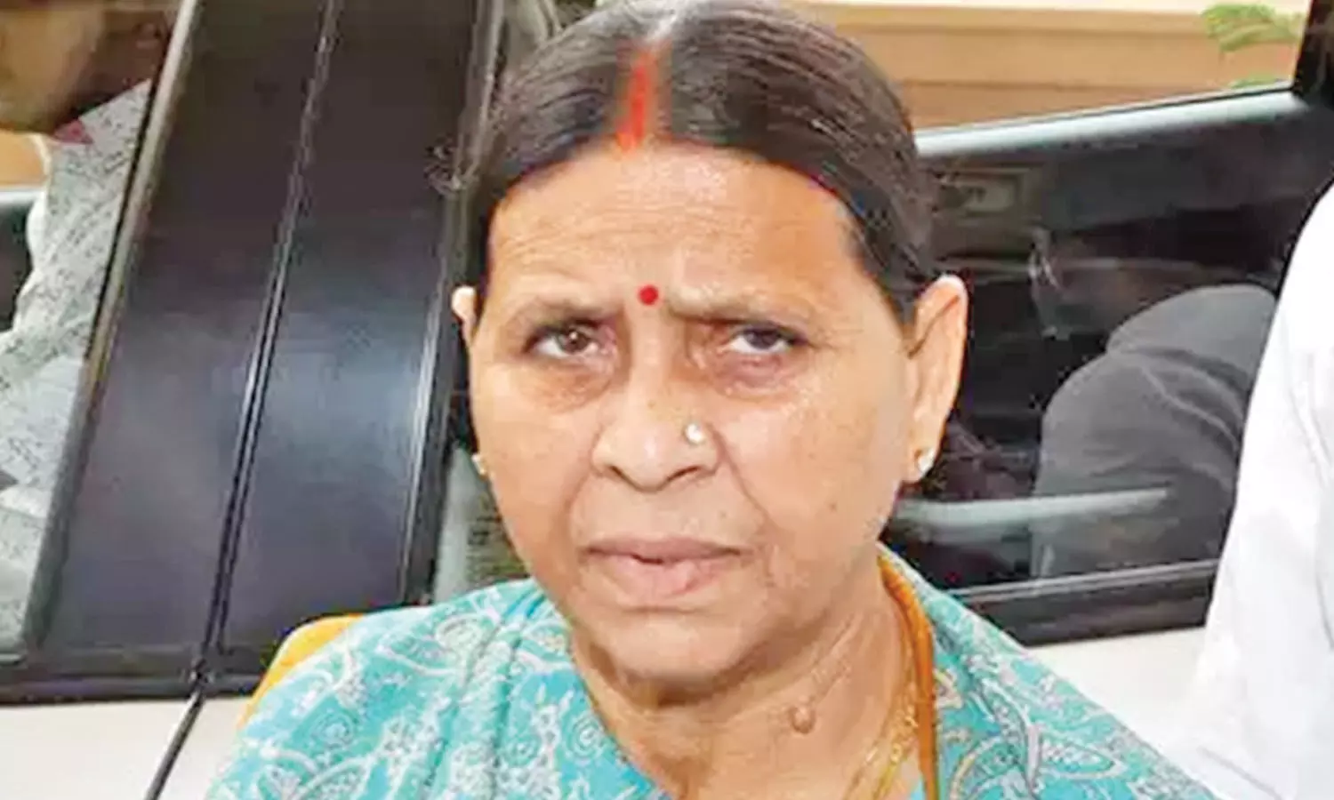 ரெயில்வே பணி நியமன ஊழல் வழக்கு அமலாக்கத்துறை முன்பு ராப்ரிதேவி ஆஜர்