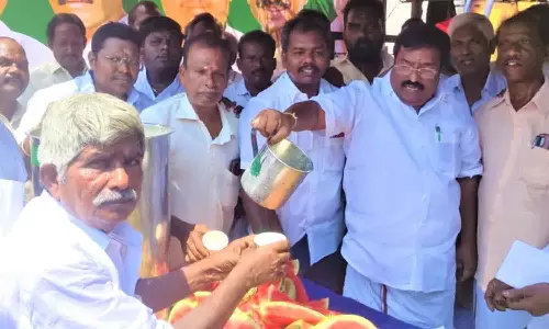 தி.மு.க. சார்பில் நீர் மோர் பந்தல்