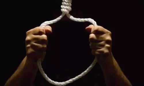 பல்லடம் அருகே விவசாயி தூக்குப்போட்டு தற்கொலை