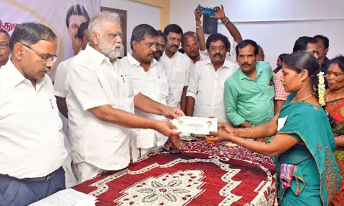 வளர்ச்சி திட்ட பணிகளை அமைச்சர் ஆய்வு