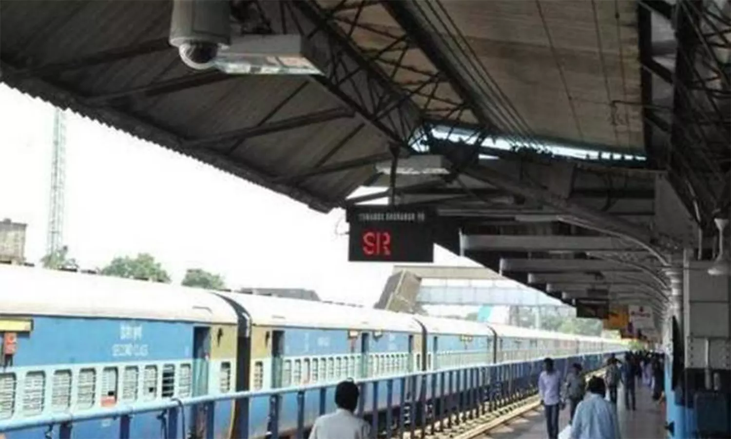 நிர்பயா நிதியின் கீழ் 26 ரெயில் நிலையங்களில் கண்காணிப்பு கேமரா நிர்பயா நிதியின் கீழ் 26 ரெயில் நிலையங்களில் கண்காணிப்பு கேமரா