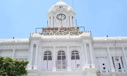 மழை நீர் வடிகால் பணியை இரவு நேரத்தில் செய்ய வேண்டும்- ஒப்பந்ததாரர்களுக்கு மாநகராட்சி வேண்டுகோள்