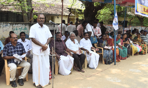 அரசு ஊழியர்கள், ஆசிரியர்கள் உண்ணாவிரதம்