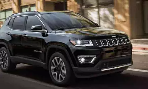 ஜீப் காம்பஸ் பெட்ரோல் வேரியண்ட் இந்திய விற்பனை திடீர் நிறுத்தம்
