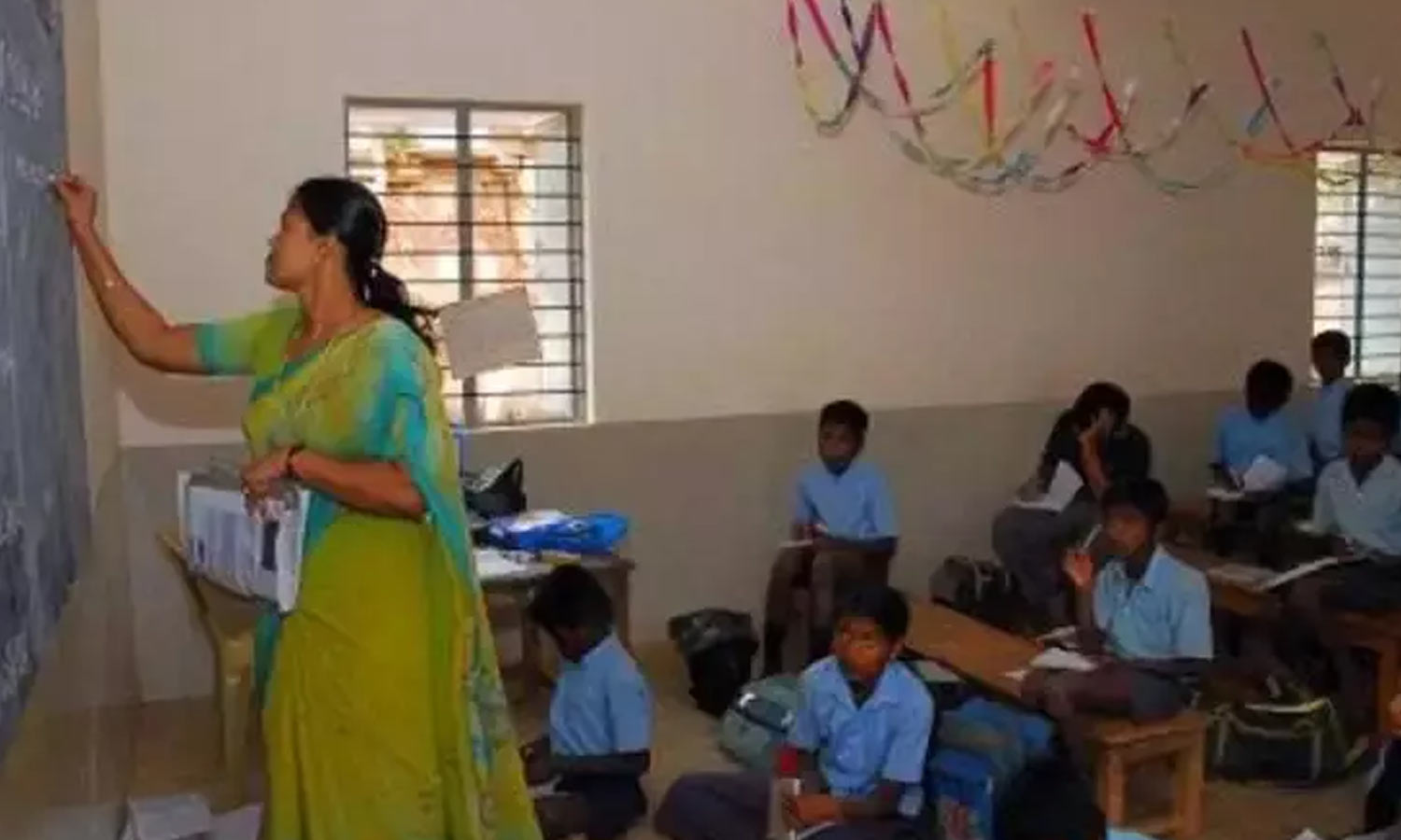 ஆரம்பப்பள்ளி ஆசிரியர்கள் ஜூலை 14-ந்தேதி போராட்டம்- செயற்குழு கூட்டத்தில் முடிவு