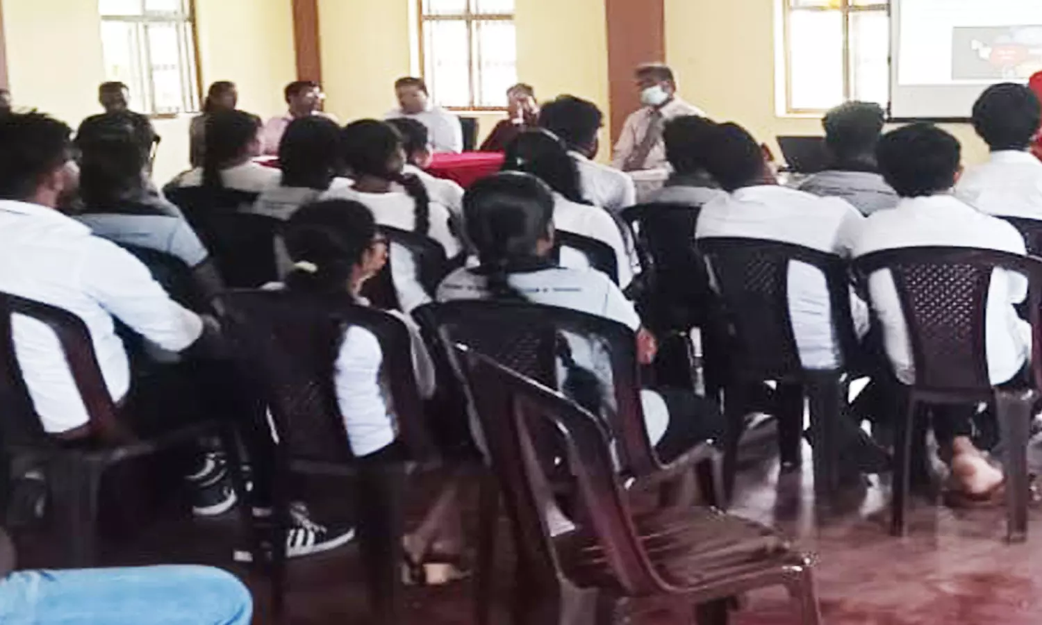 இலவச ஐ.ஏ.எஸ், ஐ.பி.எஸ், டி.என்.பி.எஸ்.சி. தேர்வு கருத்தரங்கு இலவச ஐ.ஏ.எஸ், ஐ.பி.எஸ், டி.என்.பி.எஸ்.சி. தேர்வு கருத்தரங்கு