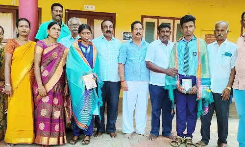 யாதவா மெட்ரிக் பள்ளி மாணவர்கள் சாதனை