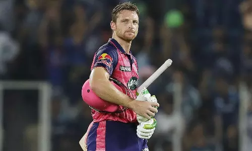 ஒரே சீசனில் அதிக முறை டக் அவுட்.. மோசமான சாதனை படைத்த ஜோஸ் பட்லர்