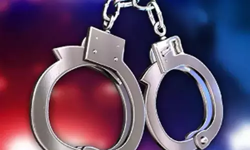 கோவையில் 6 கிலோ கஞ்சா சாக்லெட் பறிமுதல்-வாலிபர் கைது