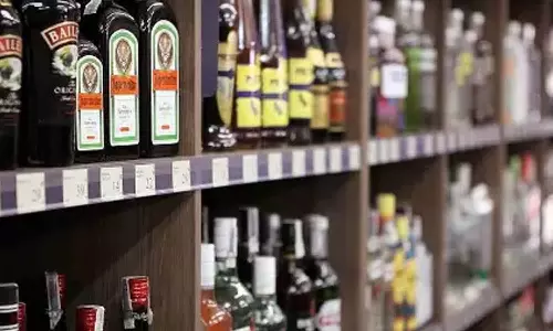 பல்லடத்தில் தனியார் மதுபாரை மூட உத்தரவு