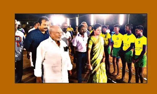 கபடி போட்டியை நகர்மன்ற தலைவர் தொடங்கி வைத்தார்