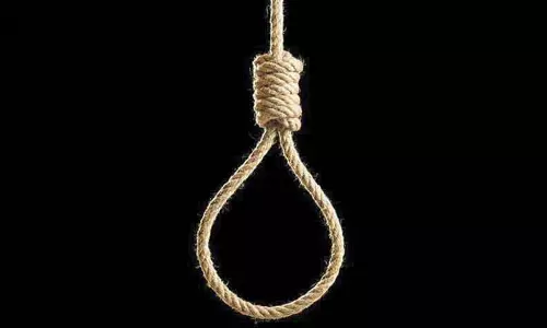 கடன் தொல்லையால் கூலித்தொழிலாளி தற்கொலை