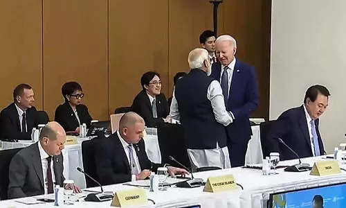 ஆட்டோகிராப் பிளீஸ் - பிரதமர் மோடியிடம் கேட்ட அதிபர் ஜோ பைடன்