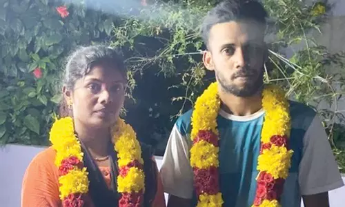 காதலனுக்கு வேறு பெண்ணுடன் நடக்க இருந்த திருமணத்தை தடுத்து நிறுத்திய பெண்