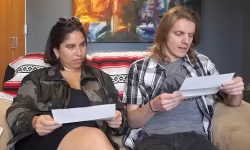 இமெயிலில் பிரதிபெயர்களைப் பயன்படுத்தியதற்காக ஊழியர்கள் பணிநீக்கம்- அமெரிக்க பல்கலைக்கழகம் நடவடிக்கை