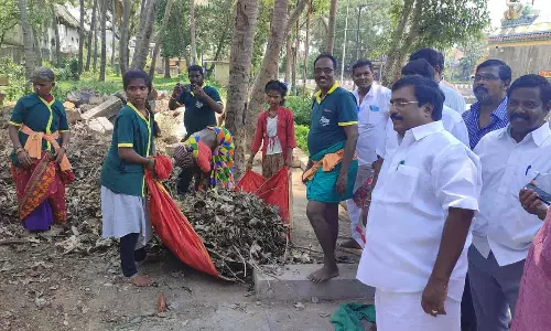 திருக்காமீஸ்வரர் கோவிலில் உழவாரப்பணி