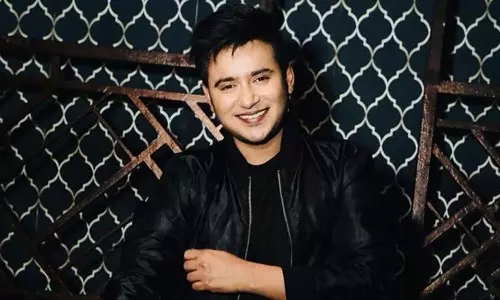 இந்தி நடிகர் ஆதித்ய சிங் வீட்டில் பிணமாக மீட்பு