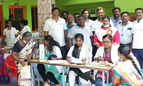 இலவச மருத்துவ முகாம்