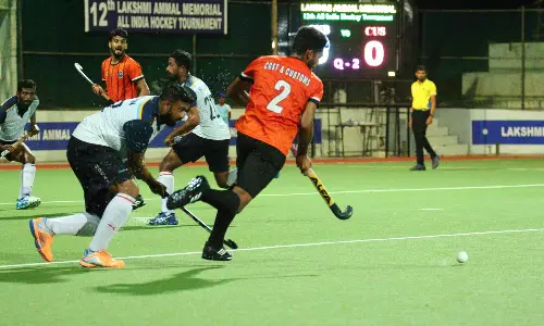 கோவில்பட்டி லட்சுமி அம்மாள் நினைவு கோப்பை ஆக்கிப் போட்டி-18-வது லீக் ஆட்டத்தில் பெங்களூரு, கனரா வங்கி அணி வெற்றி