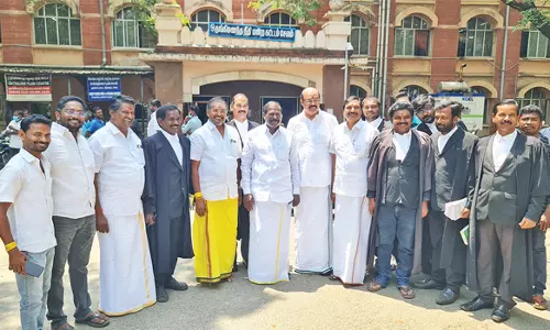 பா.ம.க. நிர்வாகிகள் சேலம் கோர்ட்டில் ஆஜர்