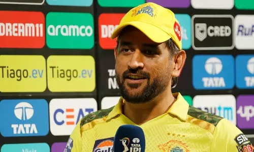 முடிவெடுக்க 8-9 மாதங்கள் உள்ளன.. ஓய்வு குறித்த கேள்விக்கு  பதிலளித்த டோனி