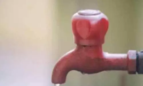 பொன்னேரி அருகே கிராமங்களில் கடும் குடிநீர் தட்டுப்பாடு