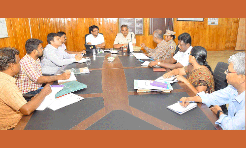 கள்ளச்சாராயம் விற்பனை குறித்து பொதுமக்கள் புகார் செய்யலாம்