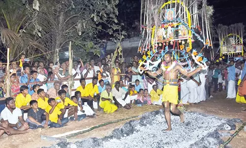 திரவுபதி அம்மன் கோவிலில் தீமிதி திருவிழா