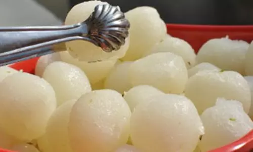 திருமண விருந்தில் ரசகுல்லா சாப்பிட்ட 70 பேருக்கு உடல்நலம் பாதிப்பு- போலீசார் தீவிர விசாரணை