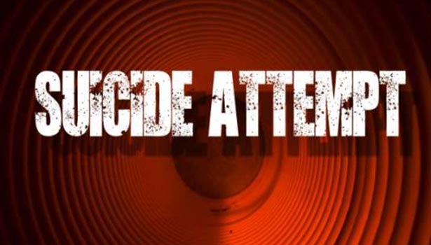 சேலத்தில் சாணி பவுடர் குடித்து போலீஸ் ஏட்டு தற்கொலை முயற்சி