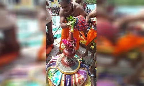 உடையார் பாளையம் ஸ்ரீ இன்ப மாரியம்மன் கோவிலில் கும்பாபிஷேக விழா