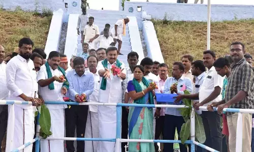 விவசாயம், குடிநீா் தேவைக்காக நல்லதங்காள் ஓடை நீா்த்தேக்கத்தில் இருந்து   தண்ணீா் திறப்பு