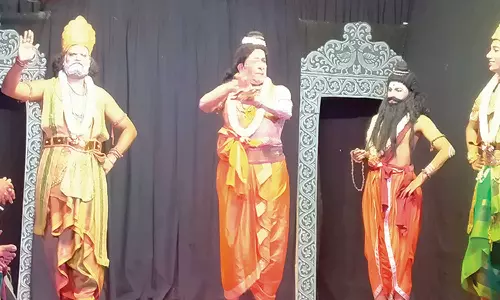 மெலட்டூர் பாகவதமேளாவில் ஹரிஹரலீலா விலாசம் நாடகம்; கண்டுகளித்த பொதுமக்கள்